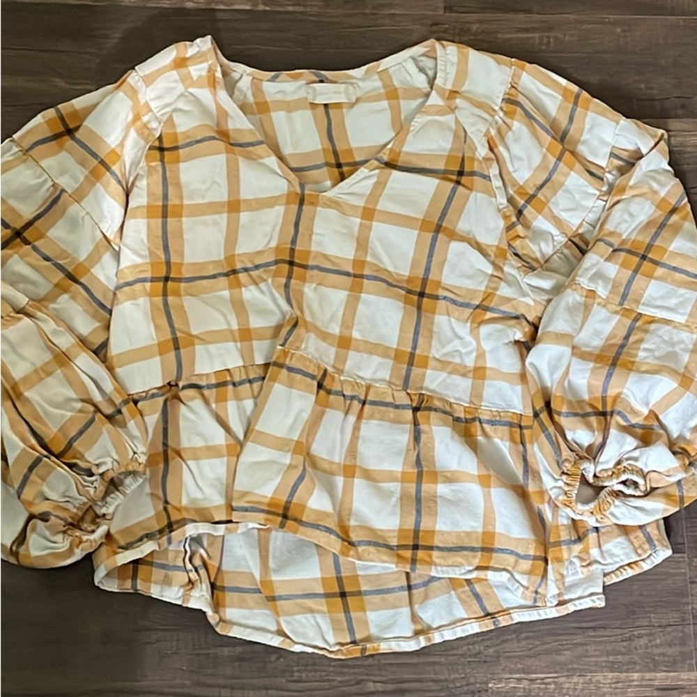 Altar’d State Shirt. Size Medium